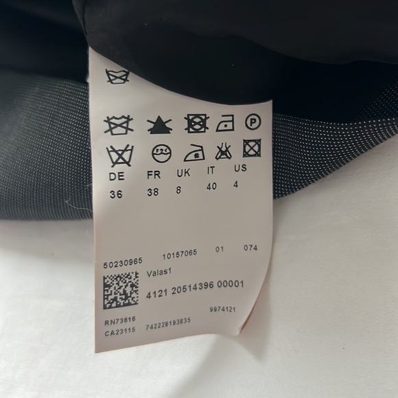 Hugo Boss Skirt - Picture 4 of 4